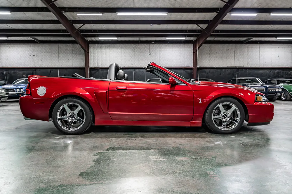 5_2003-Ford-Mustang Cobra Convertible - Redfire-397123-41.jpg